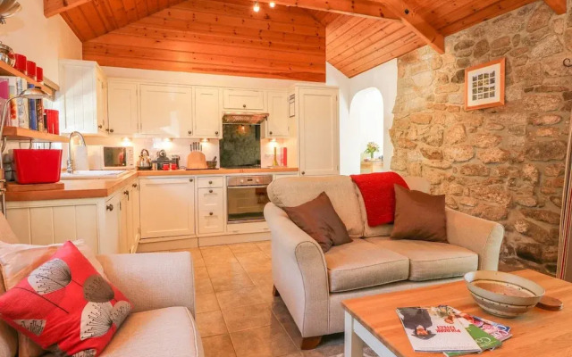 Pond Cottage