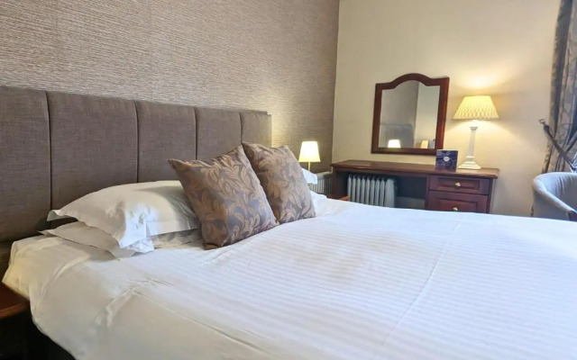 Shaw Hill Golf Resort & Spa Hotel