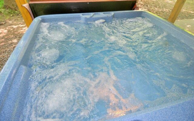 Trails End River Retreat - Riverside