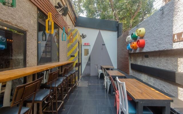 OYO Flagship 685 Hotel Jayshree Domestic Airport