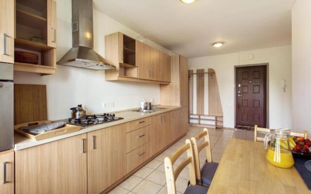 Cosy & Spacious Apartment in Artistic District