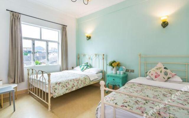 Rive Gauche Hostel