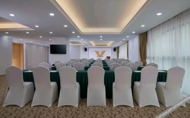 Vienna Hotel (Hezhou Xindu)