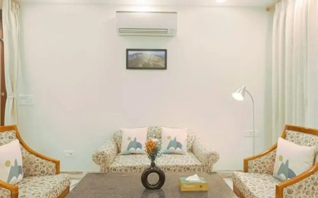 City Oasis w Bathtub n Balcony