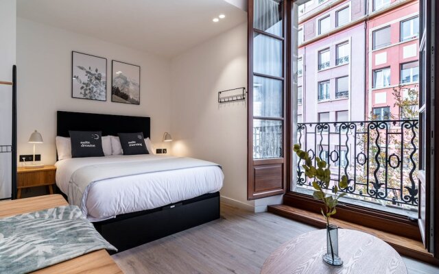 limehome Vitoria Palacio Álava-Velasco