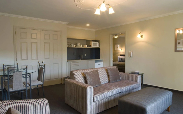 Silver Fern Rotorua Suites & Spa
