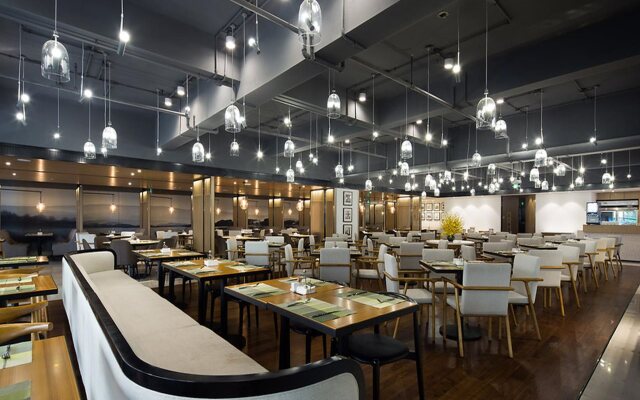 LA VIE Hotel