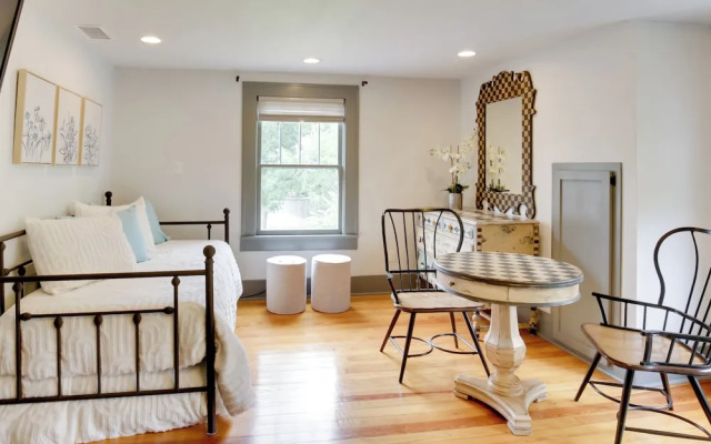 Renovated Lubbock Home - Walk to Texas Tech!