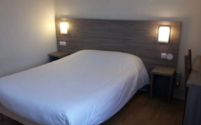 Brit Hôtel des Provinces – Orléans Sud