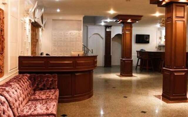 Cello Hotel