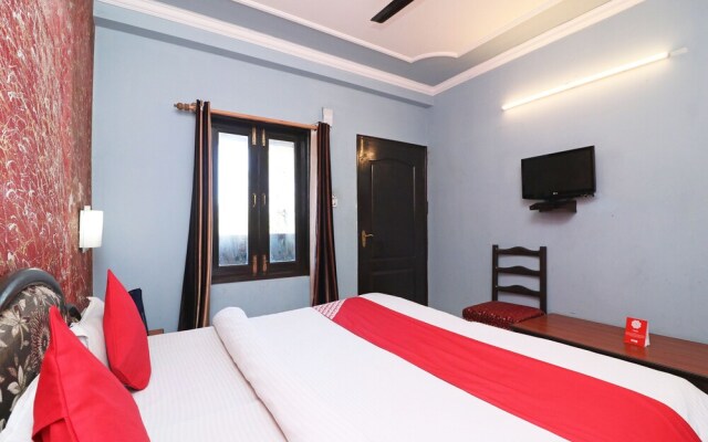 OYO 24124 Hotel Camel View