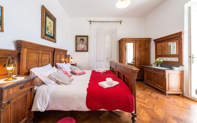 Villa Adriatica - 4 bedroom vacation house