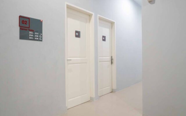 RedDoorz @ Helvetia Medan 2