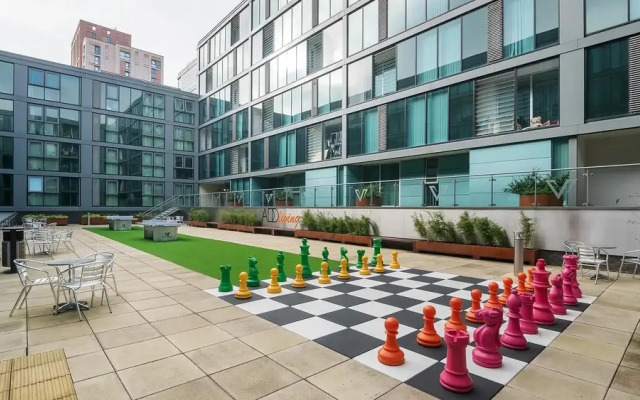 Sunny and Spacious 1BR Apartment