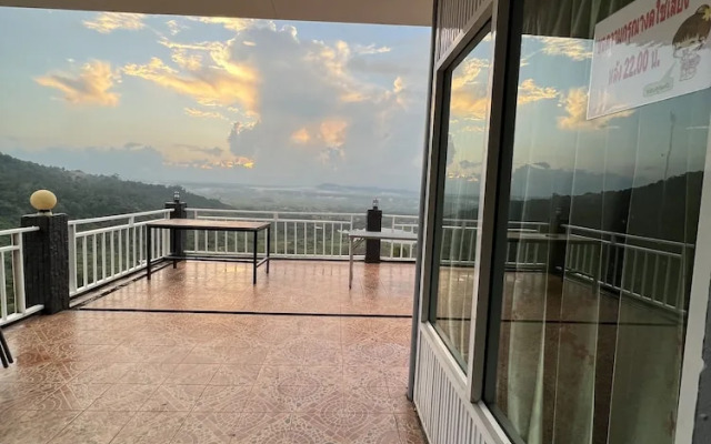 Seemok Resort