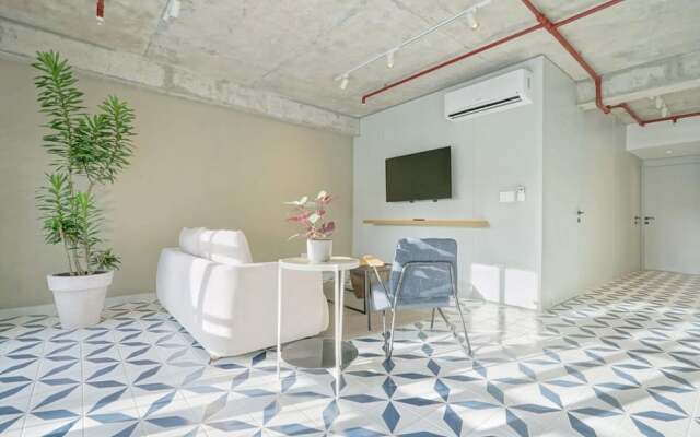 w Picturesque 2BR in Plaza Herrera