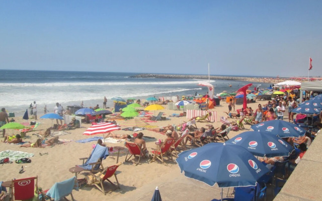 Why Not? Guest House Espinho