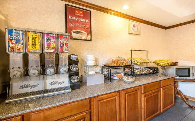 Days Inn by Wyndham Helen