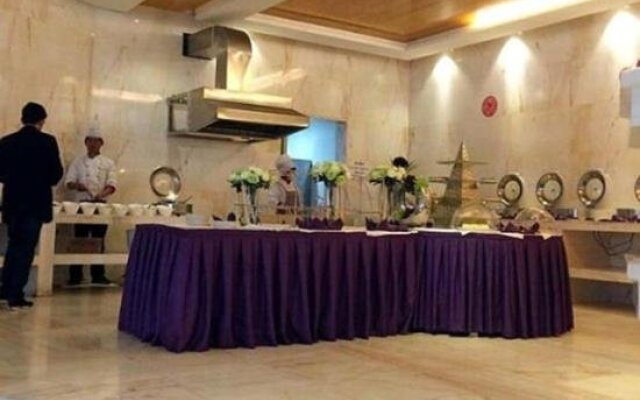 Century Garden Hotel