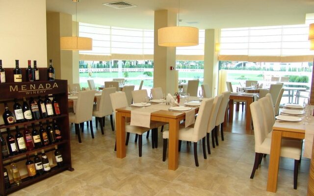 Aparthotel Marina Holiday Club & Spa