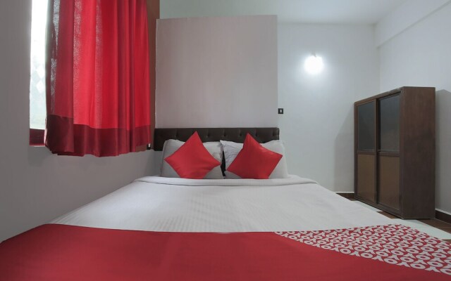 OYO 7476 Braganza Guest House