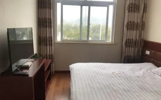 Ningguo Rhine River Hotel