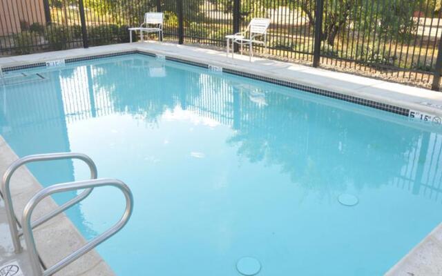 Fairfield Inn And Suites Fresno Clovis
