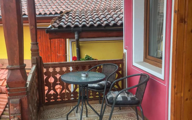 Стаи за гости Бащино огнище