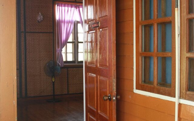 Moe Yun Gyi Resort