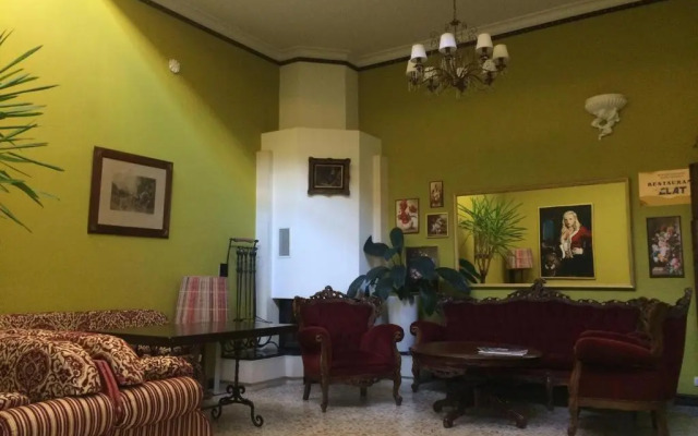 Гостиница Elat