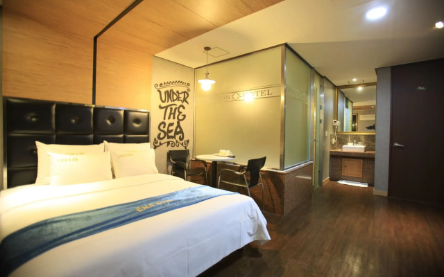 Gunsan Ritzplaza Hotel