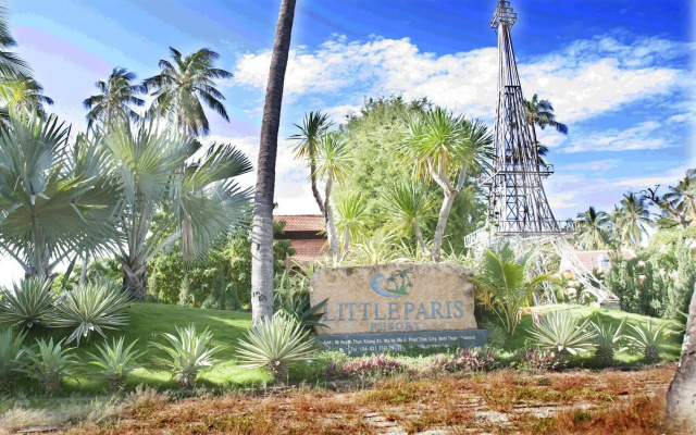 Little Paris Resort