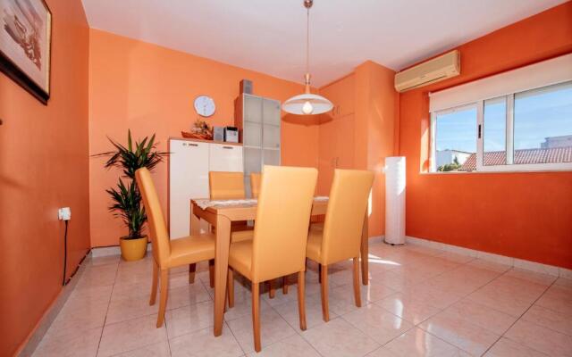 Marina Bay Apartment