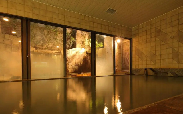 Nagoya Crown Hotel