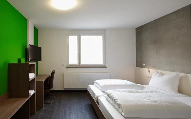 a2 HOTELS Plochingen