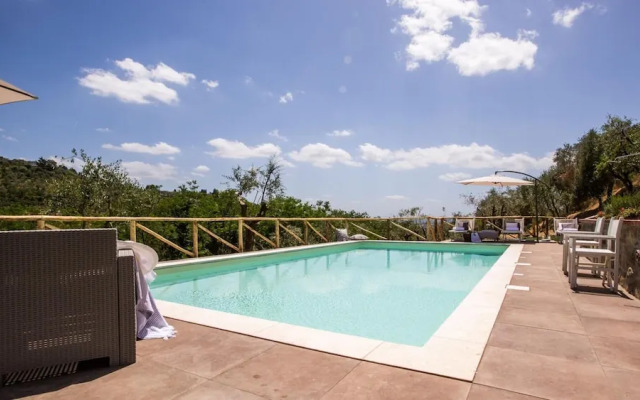 Villa Sissi 10 2 in Massa e Cozzile