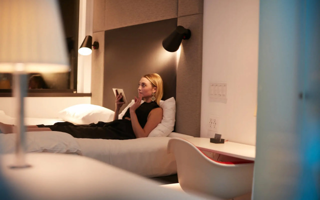 citizenM Schiphol Airport