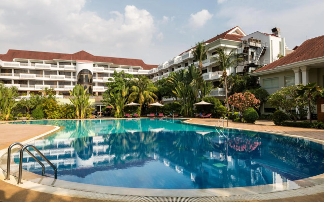 Angkor Century Resort & Spa