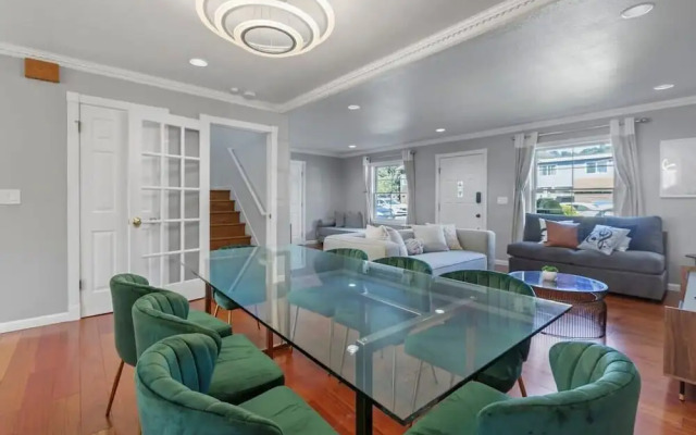 @ Marbella Lane - Buckingham Place Laundry + P