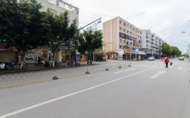 Huacheng Hotel