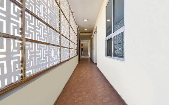 Fabhotel Dream Palace
