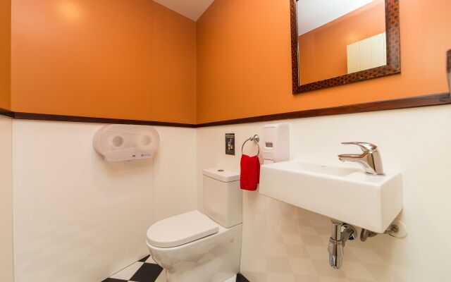 Tahuna Pod Hostel