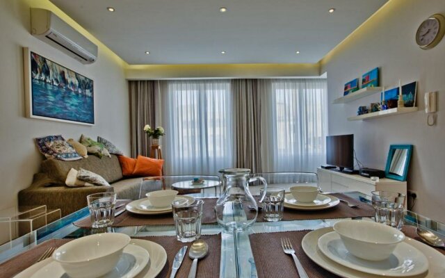 Bright and Central 2 Bedroom Apartment in Sliema