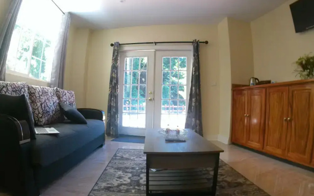 Toraille Waterfall Villas