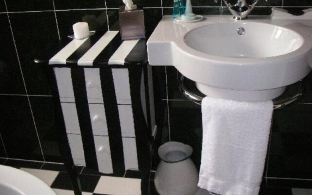 Amore Boutique Bed & Breakfast