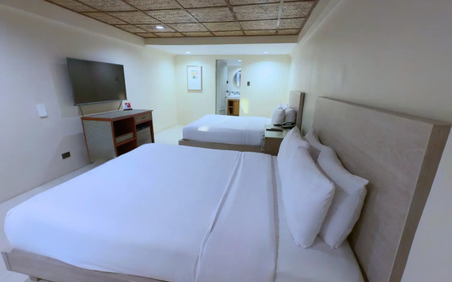 Whiterock Beach Hotel + Waterpark