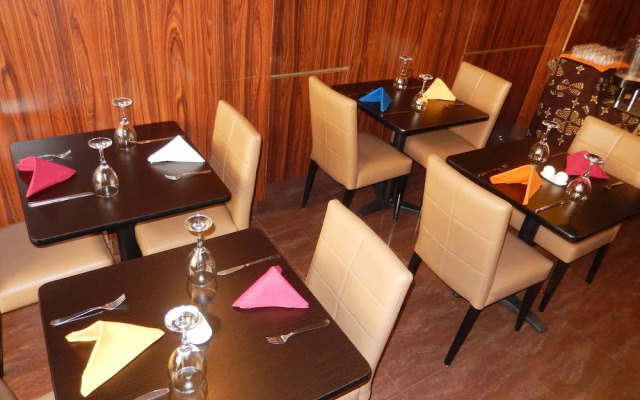 Noubou International Hotel Bonapriso