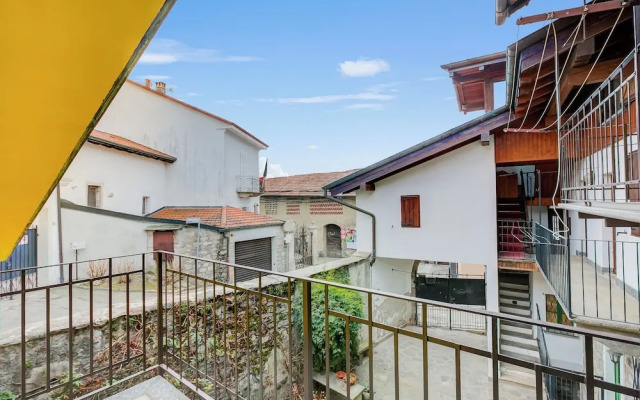 Ortensia Blu Lake And Relax