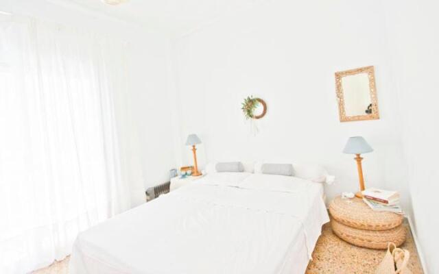 Coral Apartment