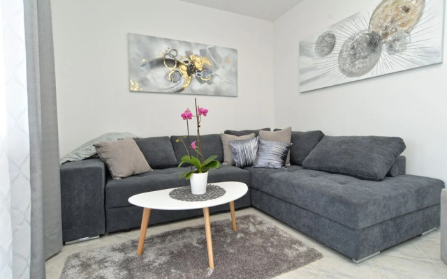 Apartments Margareta 742